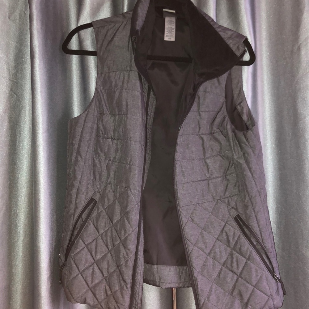 vest